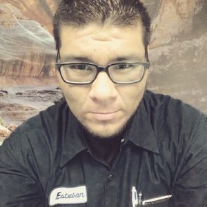 Meet your Posher, Esteban